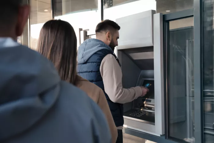 Államcsőd esetén sokan vesznek ki az ATM-ből pénzt
