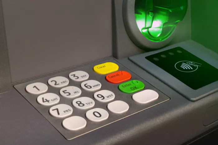 Pénzbefizetésre alkalmas OTP bankautomata
